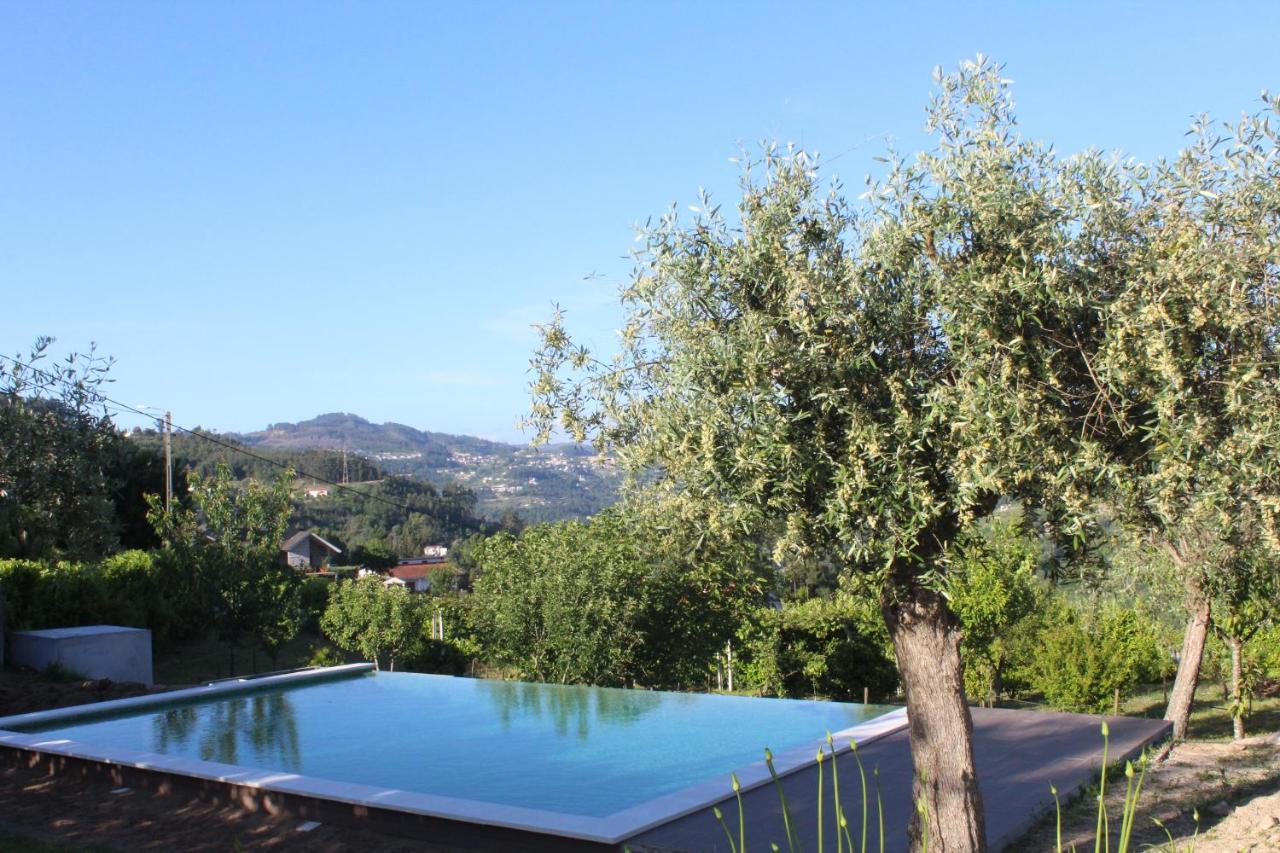 Bernardes House Guest House Castelo de Paiva Bagian luar foto