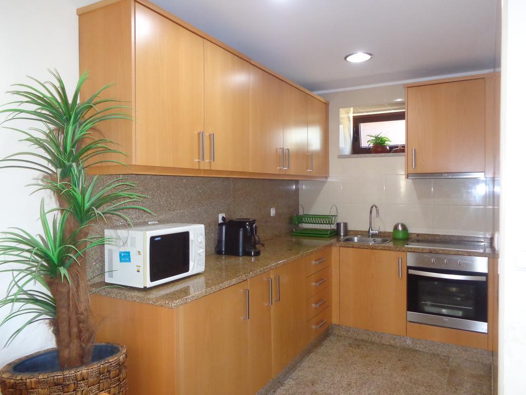 Bernardes House Guest House Castelo de Paiva Bagian luar foto